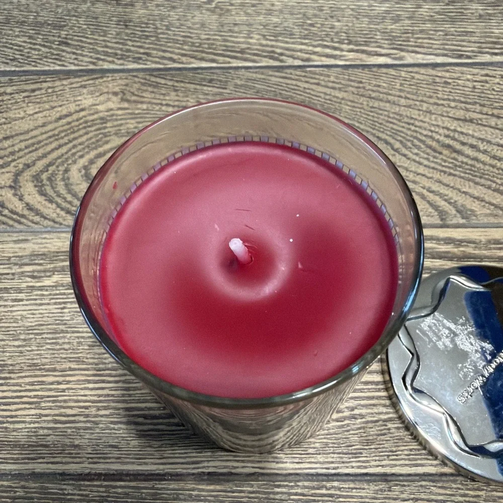 Bath & Body Works Bright Christmas Morning 8oz Single Wick Soy Wax Blend Candle - Picture 3 of 3